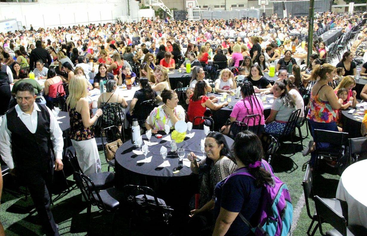 ENCUENTRO Participaron empleadas municipales de todas las �reas de la comuna y del Concejo Deliberante