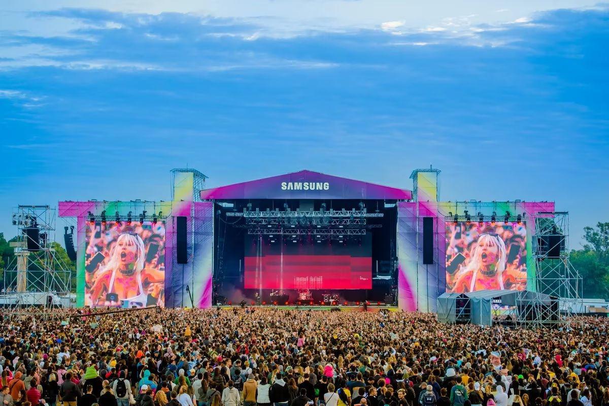 Lollapalooza 2023 confirmoacute la grilla de horarios- coacutemo llegar accesos y queacute hay que saber antes del ir al festival