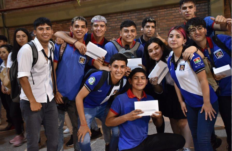 HERRAMIENTA Las tablets servir�n para que los estudiantes incursionen en el mundo digital