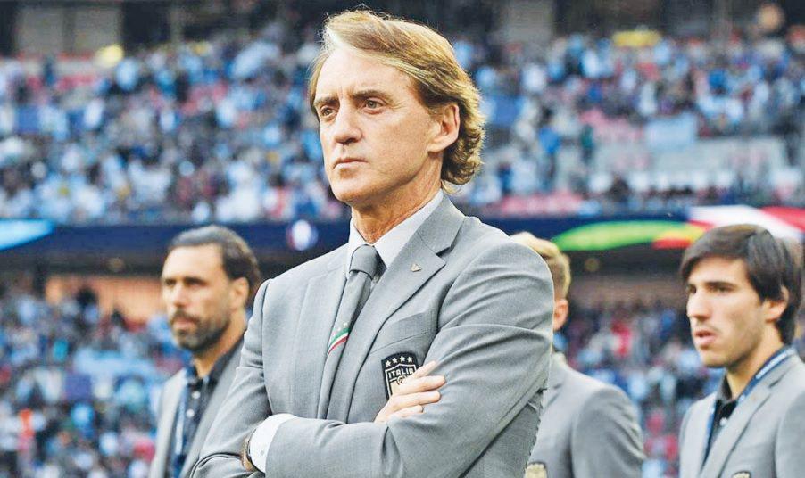 POSIBILIDAD Roberto Mancini viajó a la Argentina para seguir de cerca a Retegui Vendr a Santiago hoy