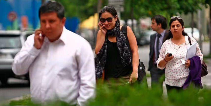 Suben los planes de telefoniacutea celular desde esta semana y van por delante de la inflacioacuten