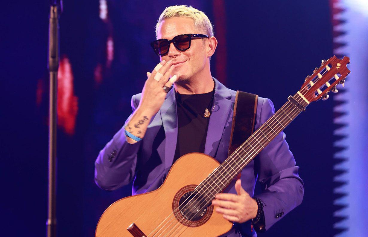 Alejandro Sanz- No hay geacuteneros buenos o malos