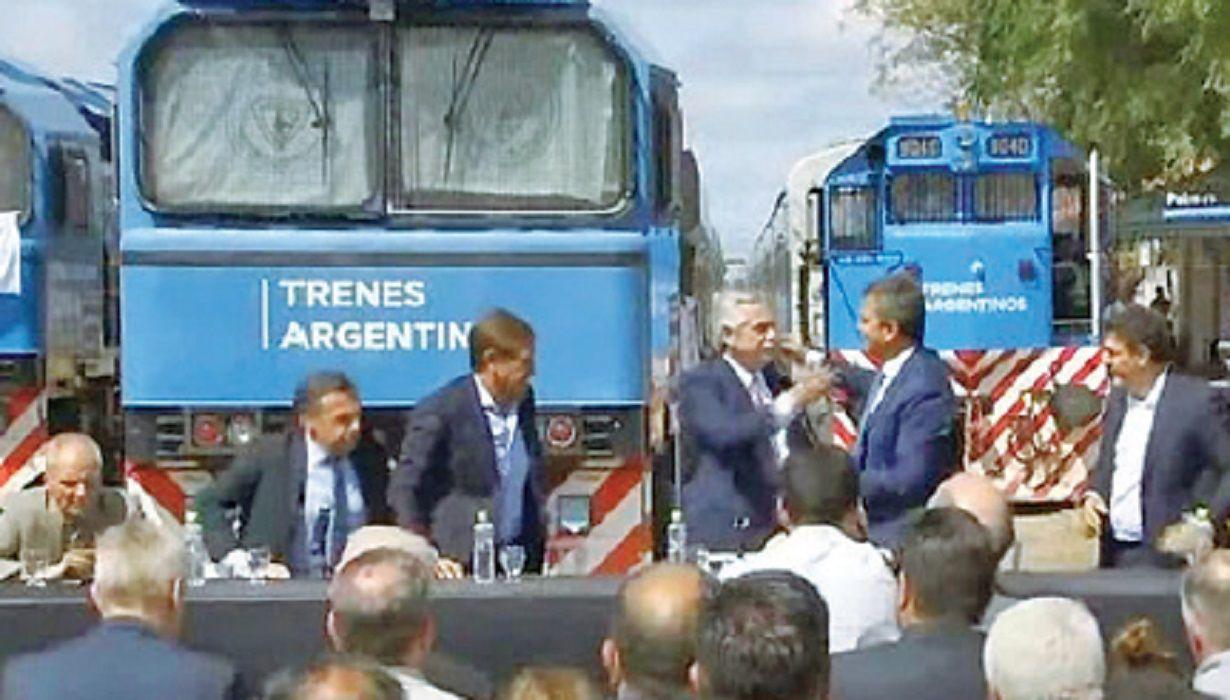 Queacute se dijeron cara a cara Alberto y Massa y la desesperada buacutesqueda de billetes