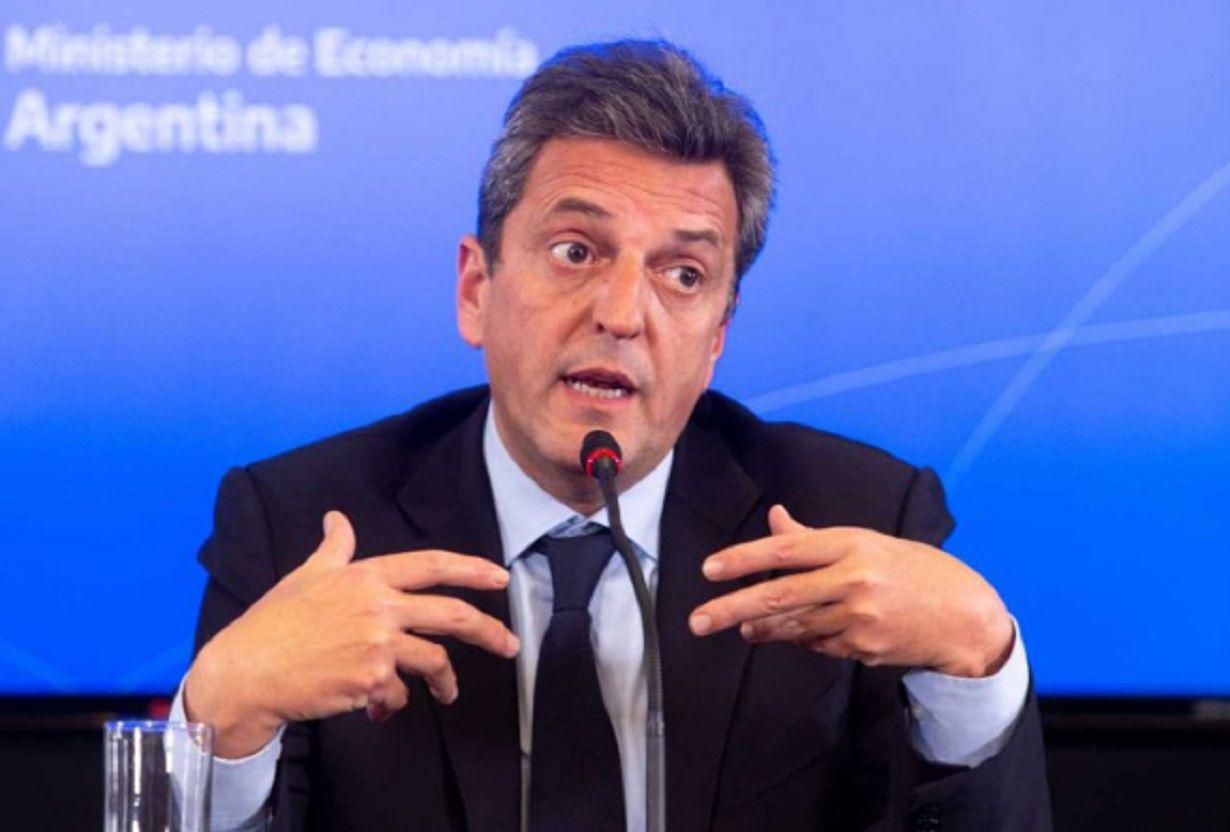 Massa volvioacute a defender el canje de bonos y aseguroacute que permitiraacute ordenar la economiacutea