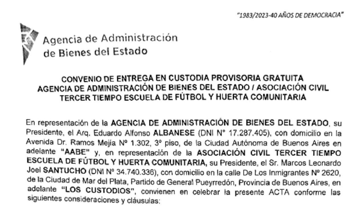 Escaacutendalo en Mar del Plata- denuncian que cedieron 140 hectaacutereas del Estado a una ONG vinculada a Grabois