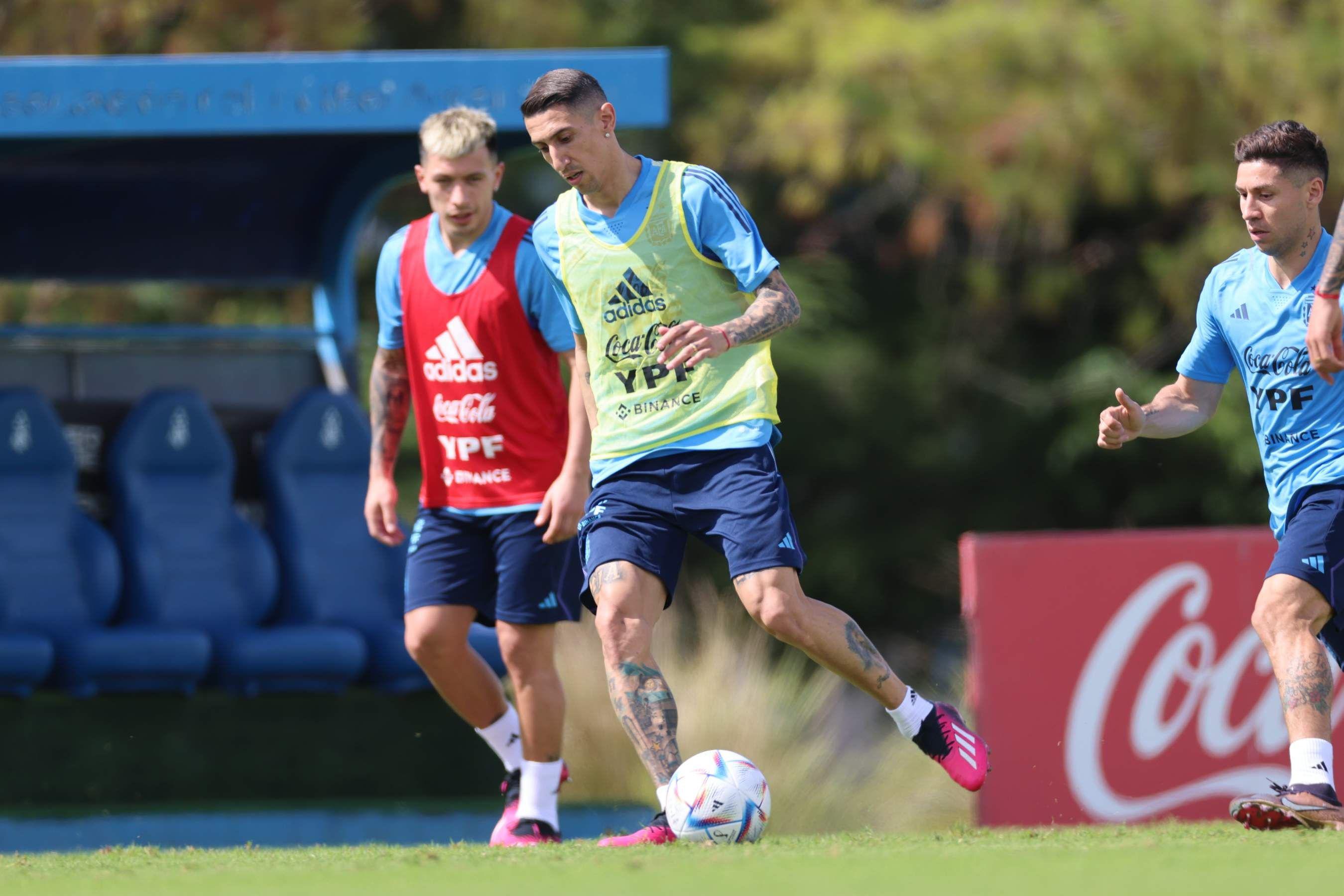 Scaloni comienza a definir el equipo para el duelo ante Curazao