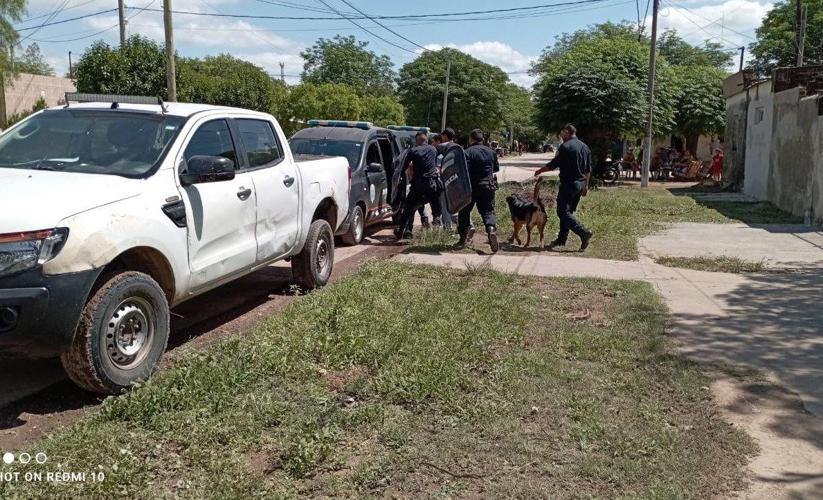 Detienen a venezolano sindicado de agredir a policiacuteas en Quimiliacute y amenazarlos con un arma de fueg