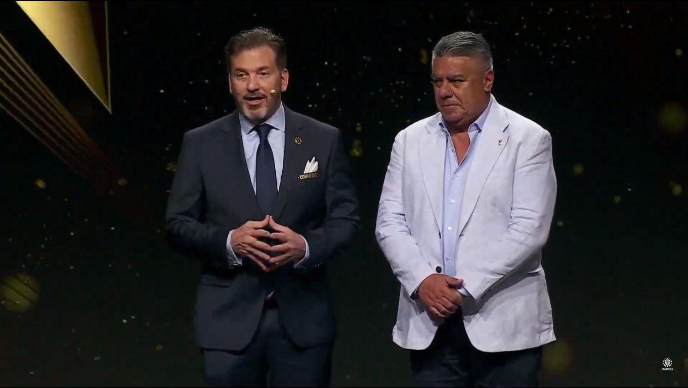 La Seleccioacuten Argentina recibioacute un emocionante homenaje de la Conmebol