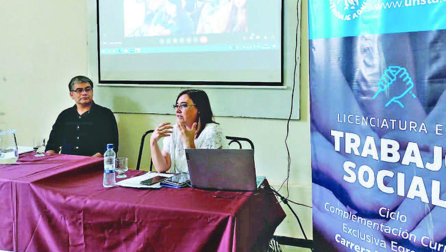 Convocan a egresados de Trabajo Social para cursar la licenciatura