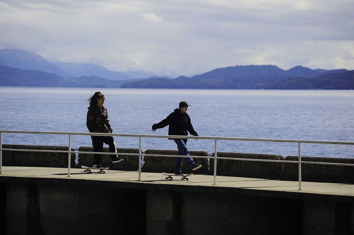 Skate oliacutempico- el tour patagoacutenico de un equipo argentino que ratificoacute el boom del deporte