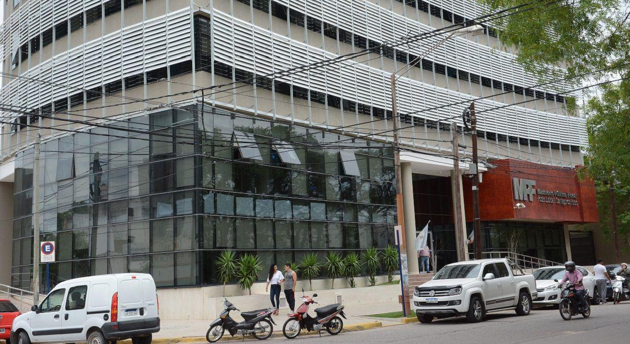 Hackean el whatsapp a corredora inmobiliaria y pergentildean estafas a veintena de colegas por 150 mil