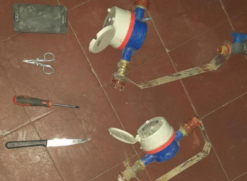 El negocio del momento en Friacuteas seriacutea saquear medidores de agua