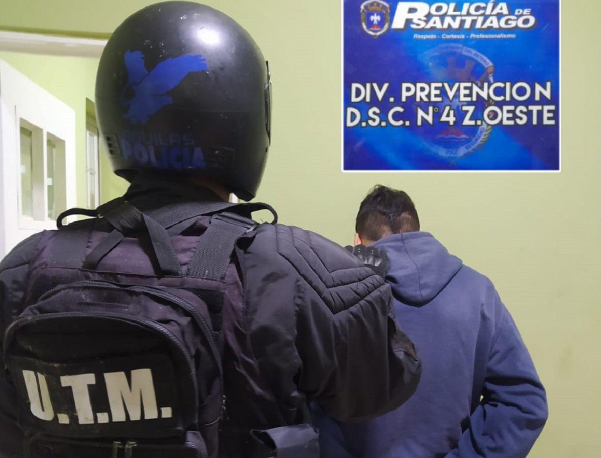 La Policiacutea detuvo a un sujeto que intentoacute ingresar a una vivienda en La Banda