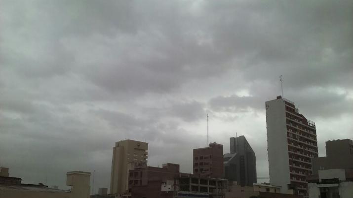 iquestSe viene el agua Asiacute estaraacute el tiempo en Santiago del Estero durante este saacutebado