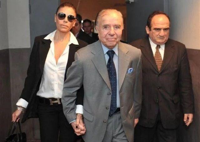 JUNTOS El expresidente Carlos Menem de la mano con su hija Zulemita y con Aguirre