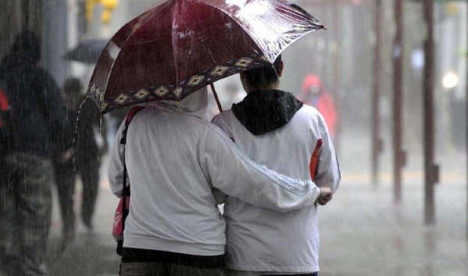 Continuacutean las lluvias en Santiago del Estero- iquestQueacute indica el pronoacutestico