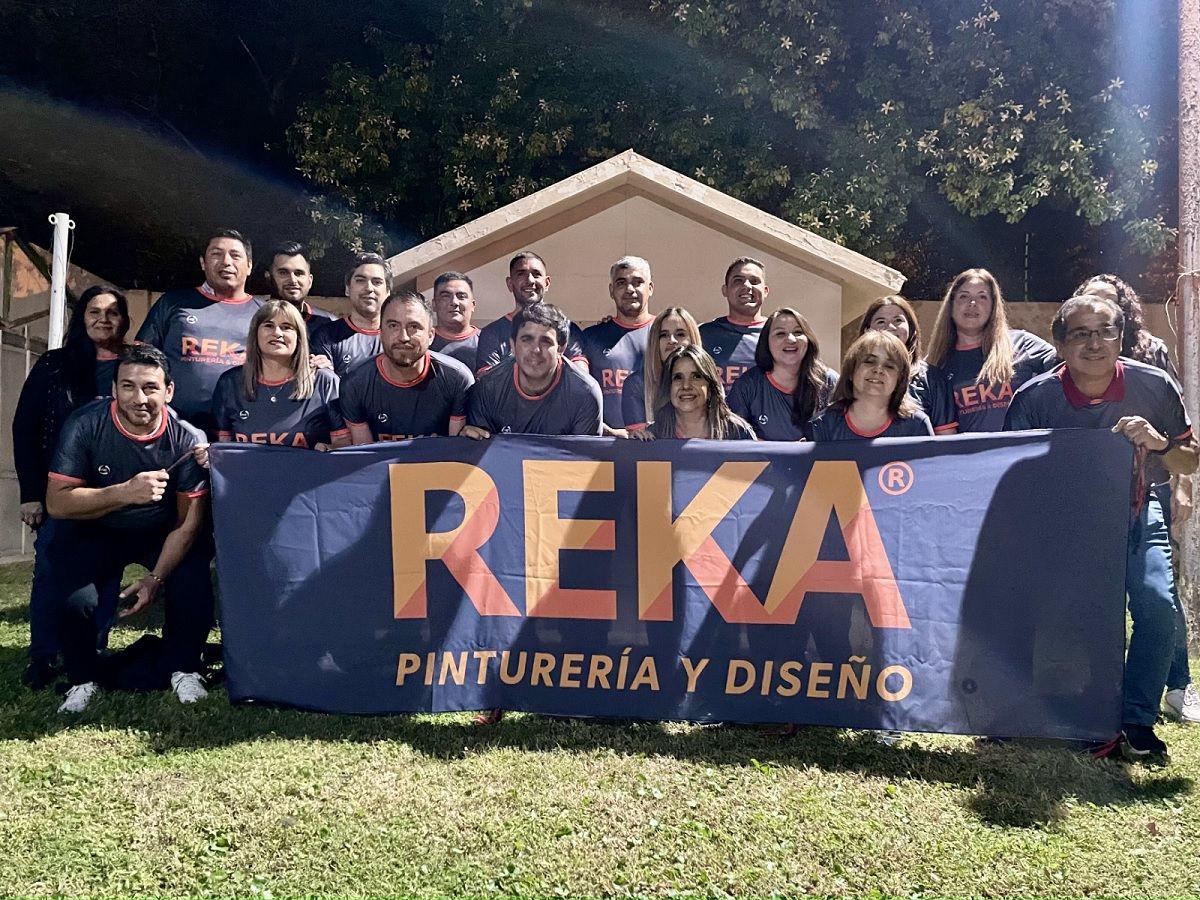 REKA celebra los 49 antildeos de su fundador El Pintao y fortalece su compromiso con los valores que lo caracterizan