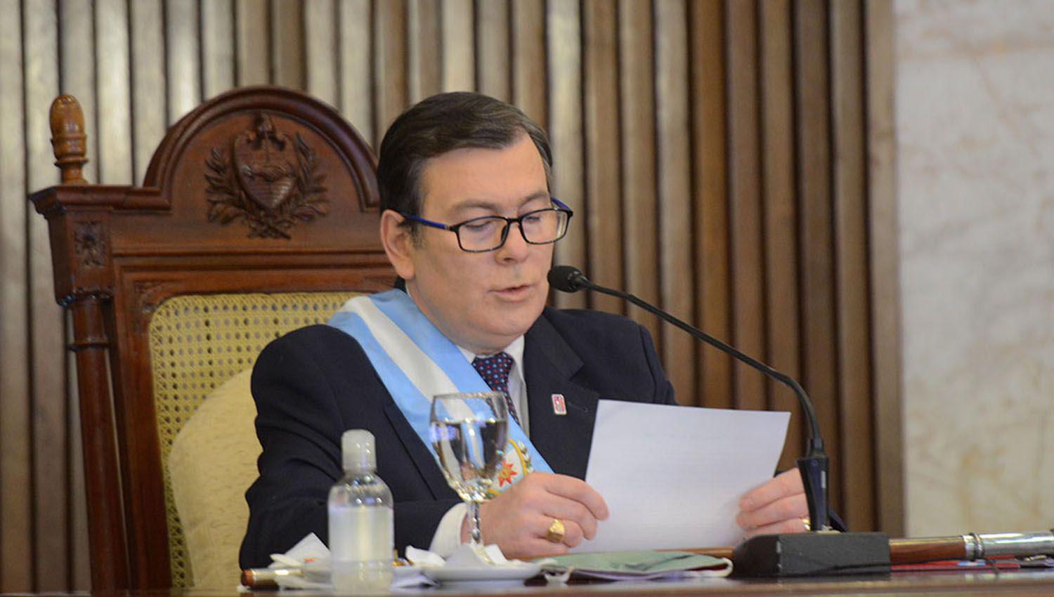 EN VIVO  El gobernador Gerardo Zamora brinda su mensaje anual en la Legislatura