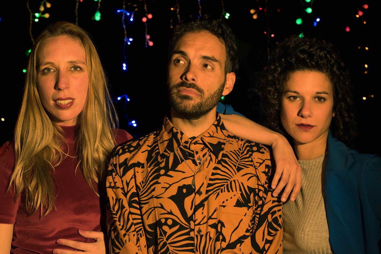 Germaacuten Coppola y sus ldquoWarriorsrdquo se sube al escenario para cantar temas propios y un evocar a Los Abuelos de la Nada