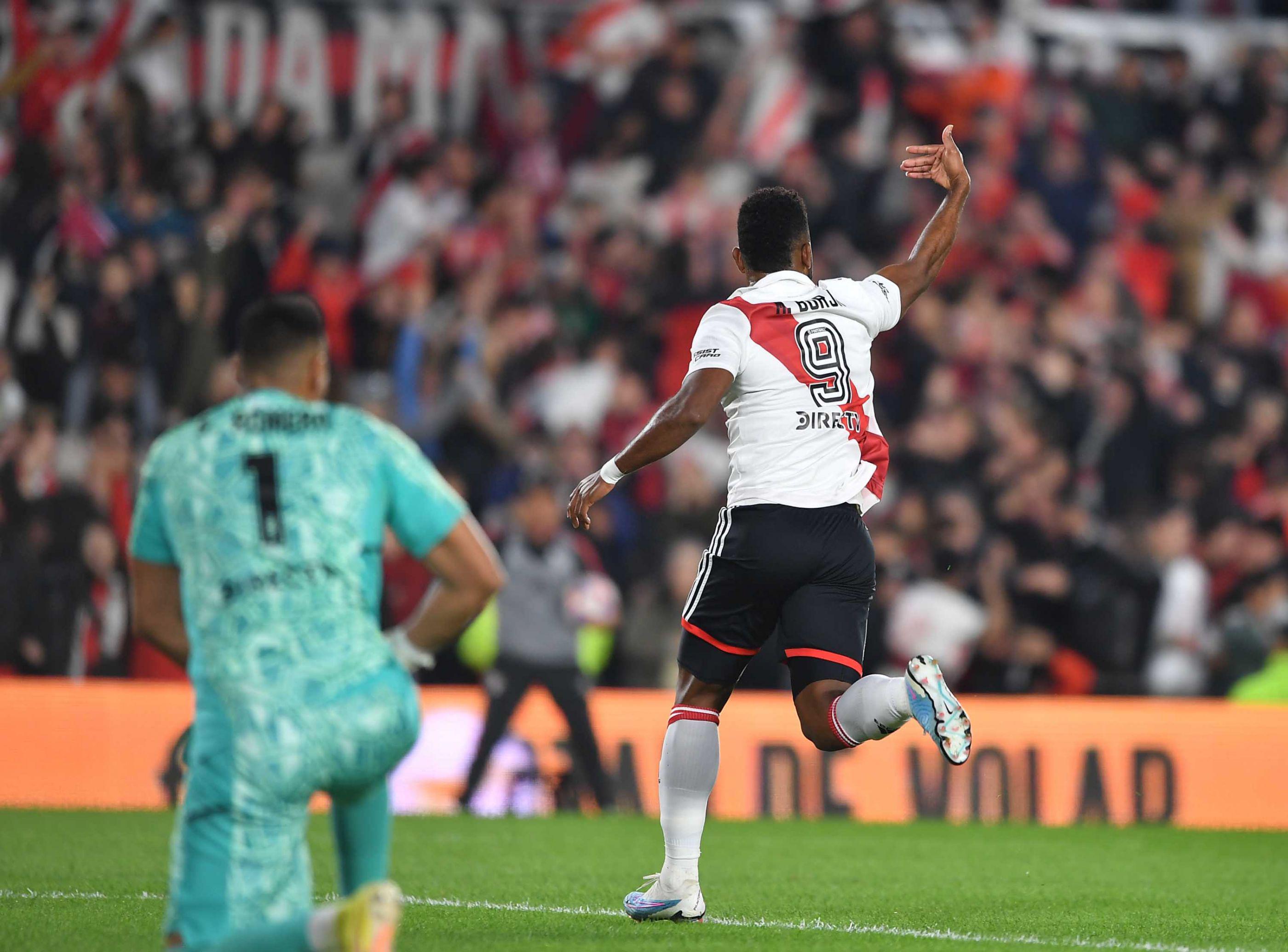 VIDEO  Reviviacute el gol de Borja que le dio la victoria a River en el Superclaacutesico ante Boca