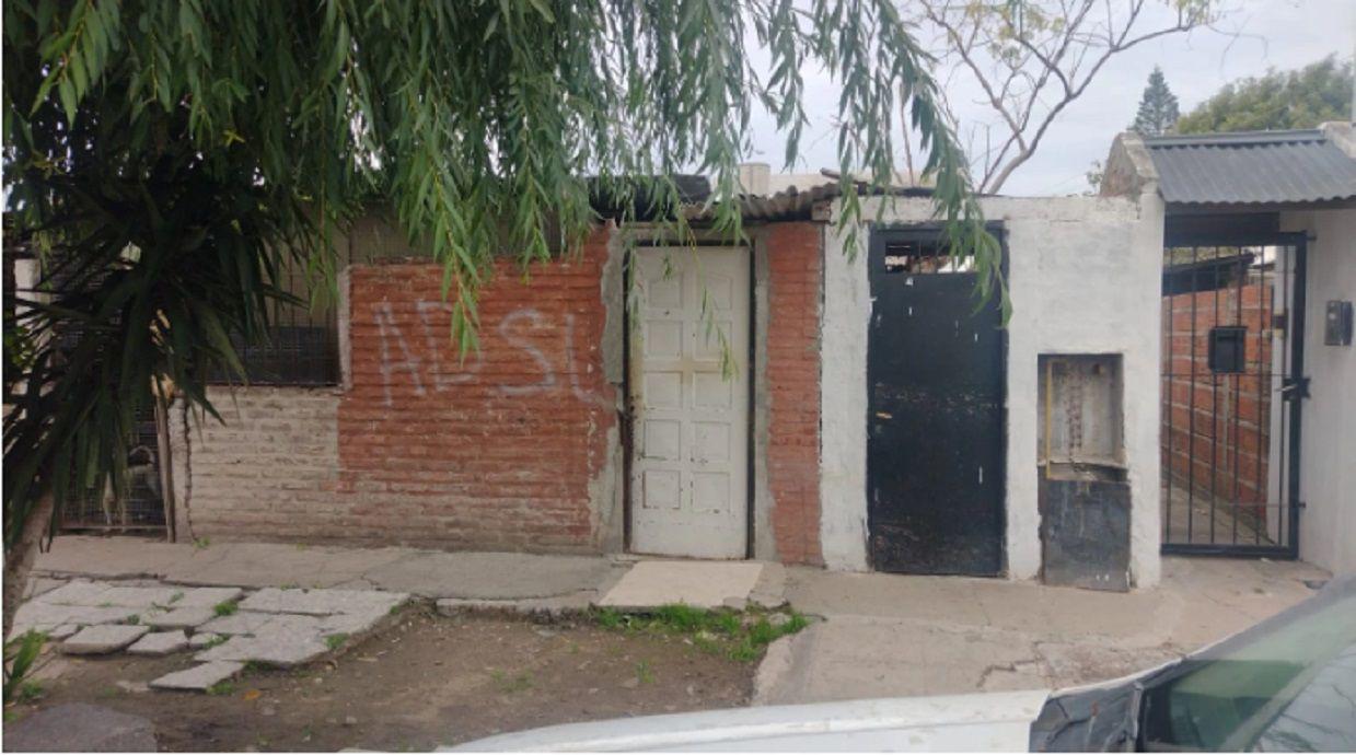 Vivienda donde estuvo secuestrada la menor en La Plata  Foto- Gentileza NA