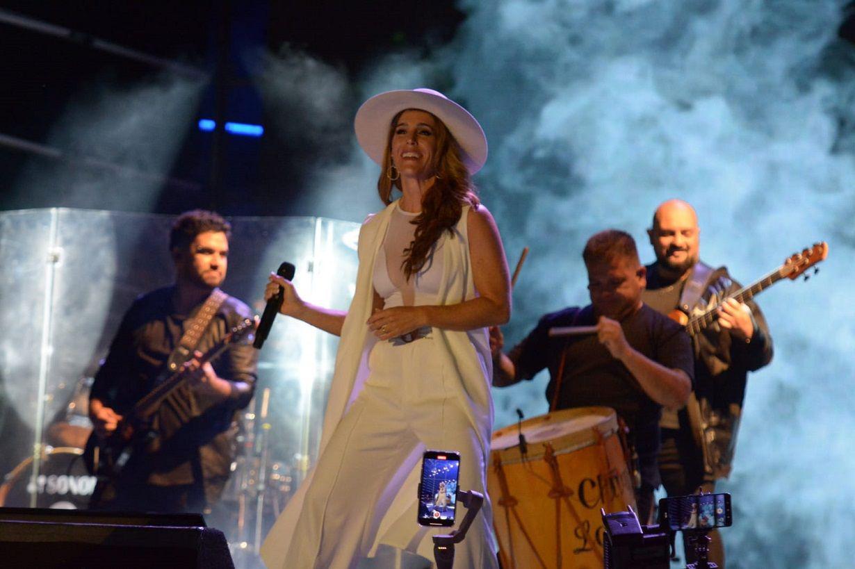 La Sole hizo vibrar a termenses y turistas con un espectacular show