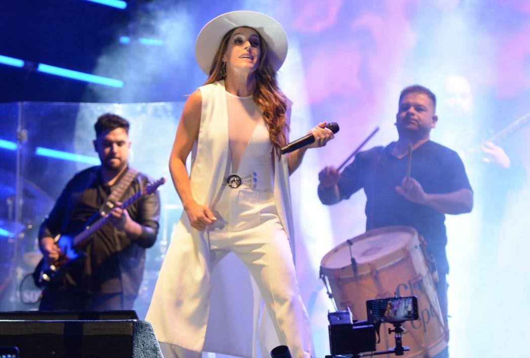 Hay santiaguentildeidad en el nuevo disco de la Sole