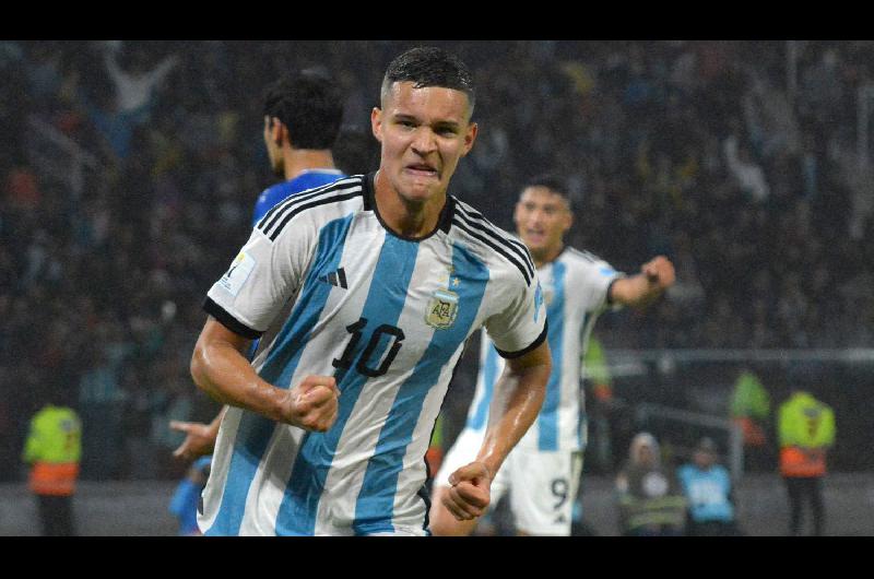 Argentina reaccionoacute a tiempo lo dio vuelta y abrioacute su Mundial con una alegriacutea
