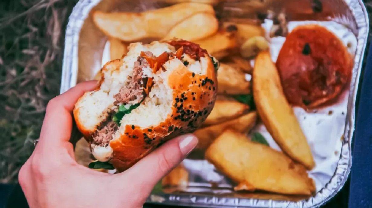 Burgerpalusa- el mejor evento de hamburguesas para ir el fin de semana iquestcuaacutento sale y cuaacutendo es