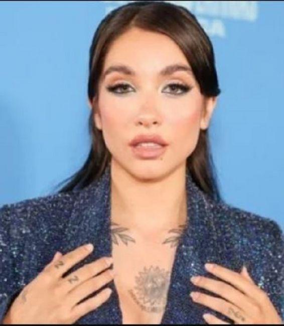 MARIacuteA BECERRA NO USA SU FAMA PARA AHORRAR GASTOS- ES ANTICANJE