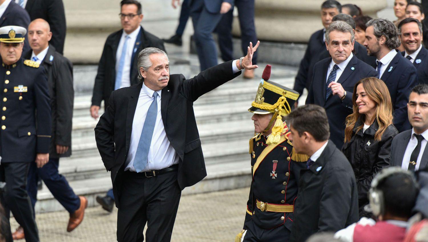Alberto Fernaacutendez explicoacute por queacute no estuvo en el acto de Cristina en Plaza de Mayo