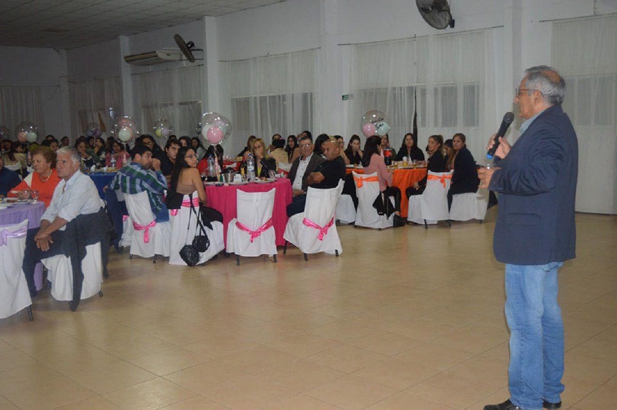 El municipio loretano agasajoacute con una cena a las maestras jardineras