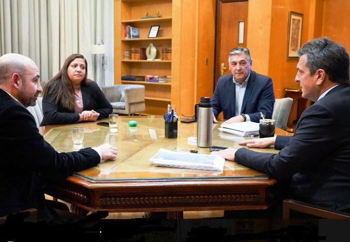 ENCUENTRO En la reunión estuvo Massa Nediani Mirolo y la diputada Mariana Morales