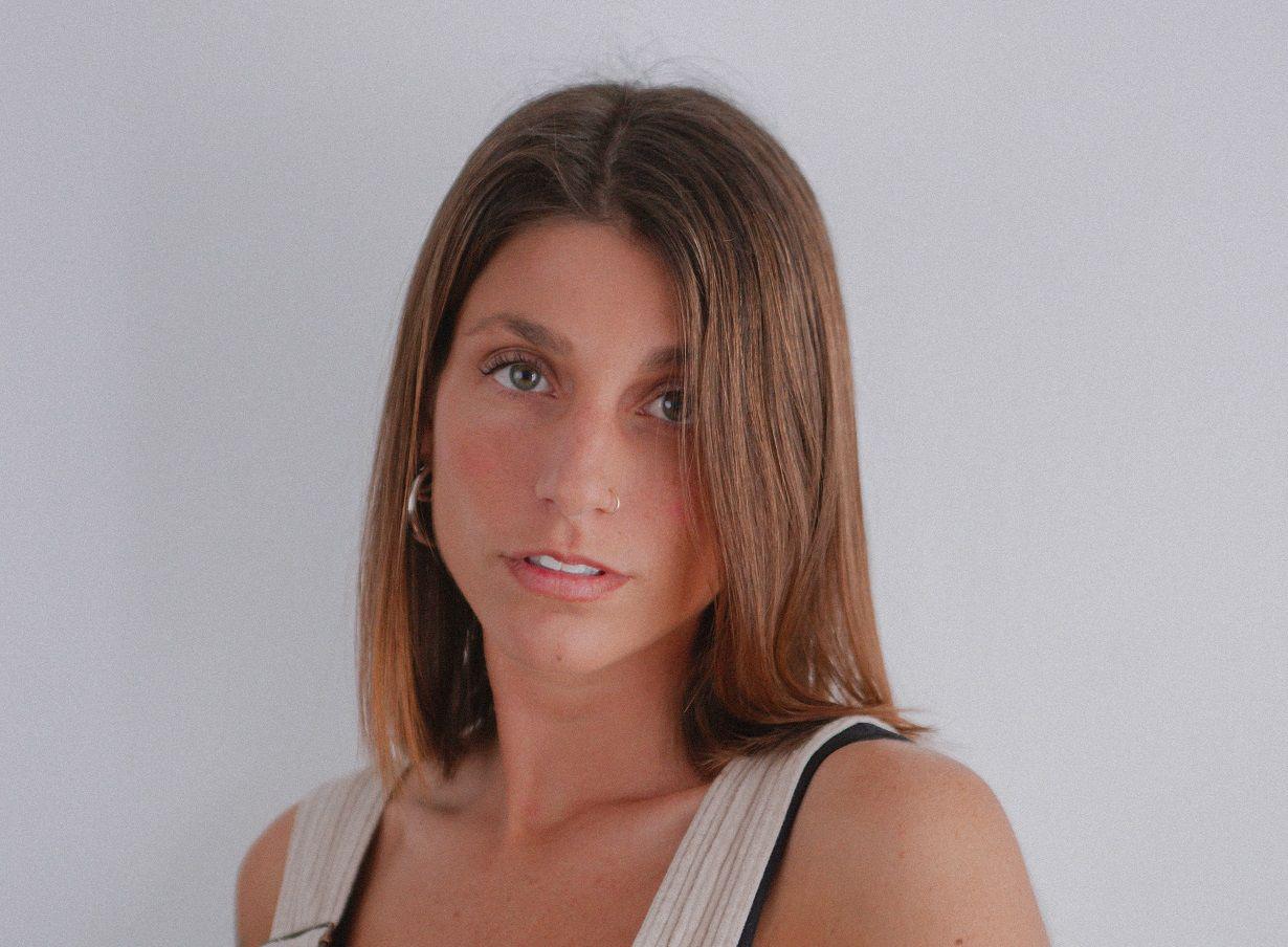 Nuria Saba cantante peruana a EL LIBERAL- ldquoMe voyrdquo es una despedida con tristeza profunda tristeza pero sin rencorrdquo