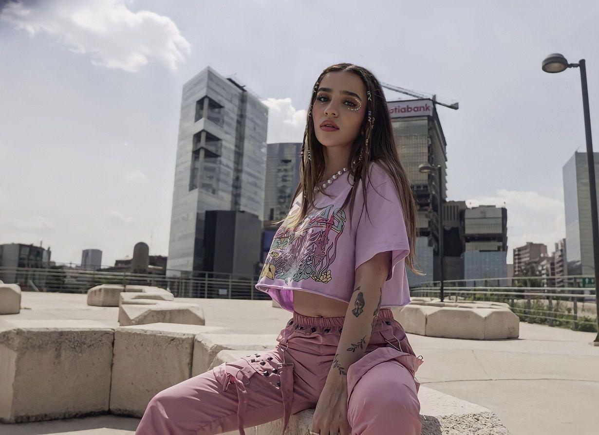 Fer Arceo cantante mexicana que proyecta su muacutesica desde Guadalajara