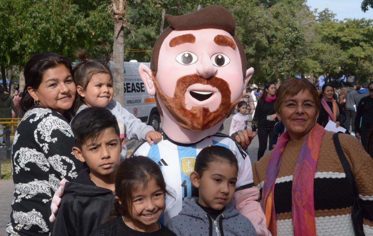 GALERIacuteA  Las mejores imaacutegenes de la Accioacuten Teatral Urbana