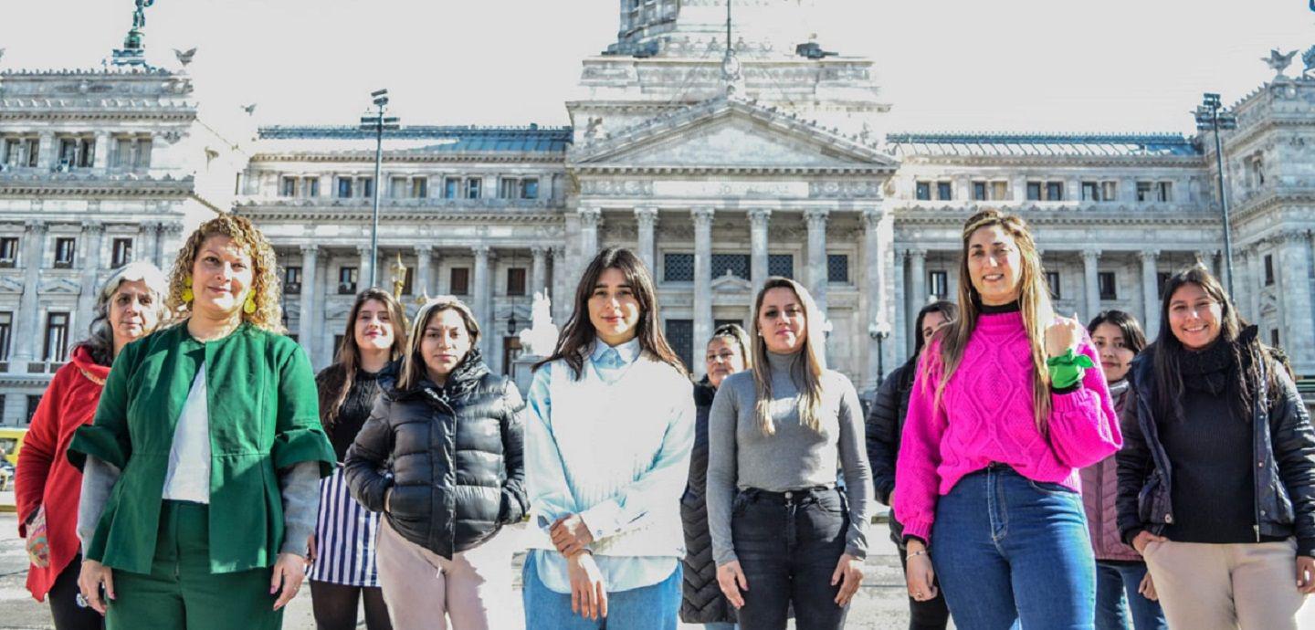 Proyecto de emergencia en violencia de geacutenero