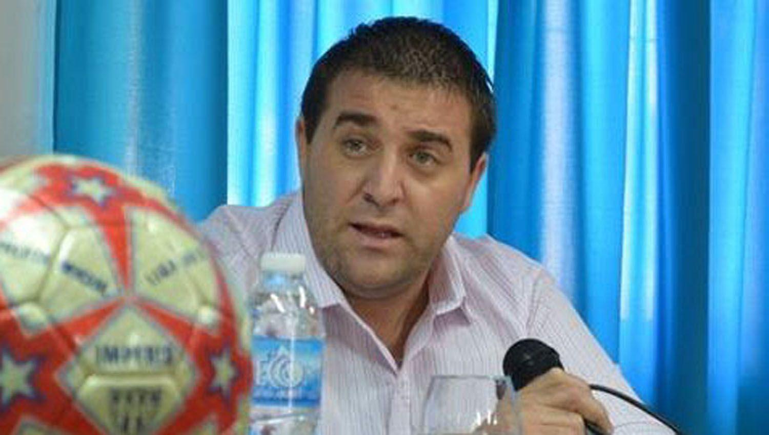 Toviggino respondioacute con ironiacutea frente a las criacuteticas a los aacuterbitros