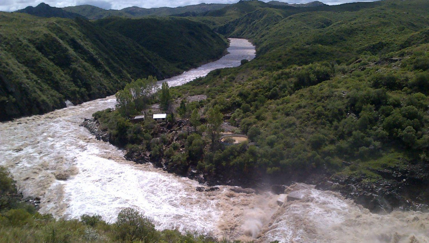 Riacuteo Atuel el riacuteo robado