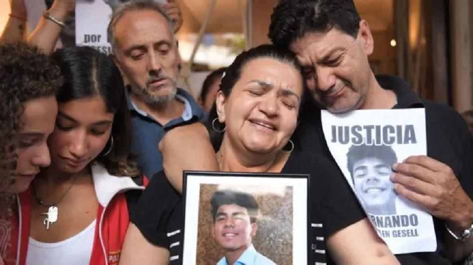 Los padres de Fernando Baacuteez Sosa volveraacuten a encontrarse con los rugbiers- ldquoPara ellos es fuerte les genera mucha angustiardquo