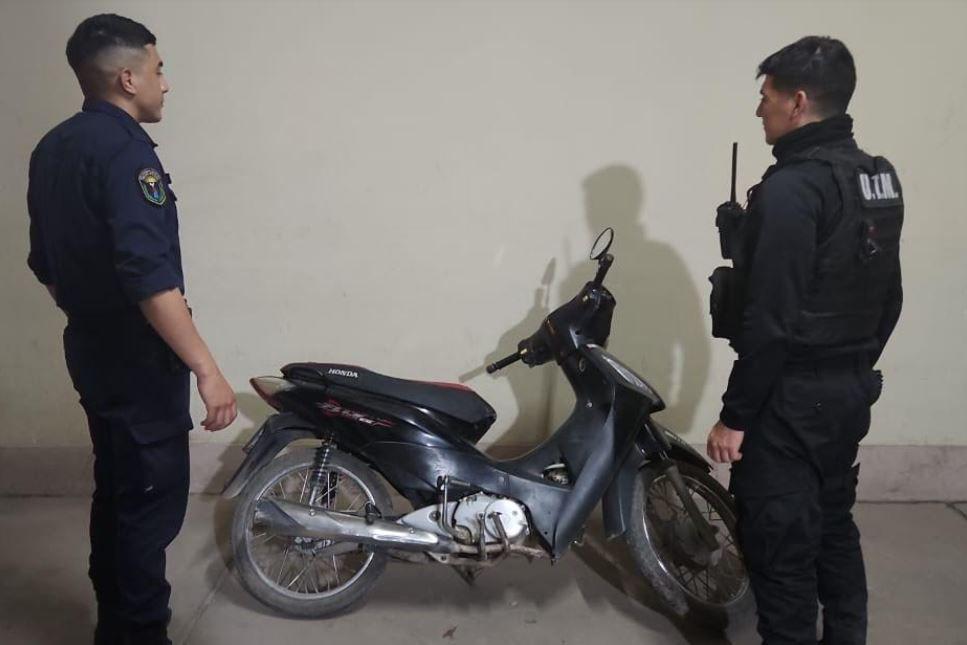 La Banda- encuentran escondida en el monte una moto que habiacutea sido robada