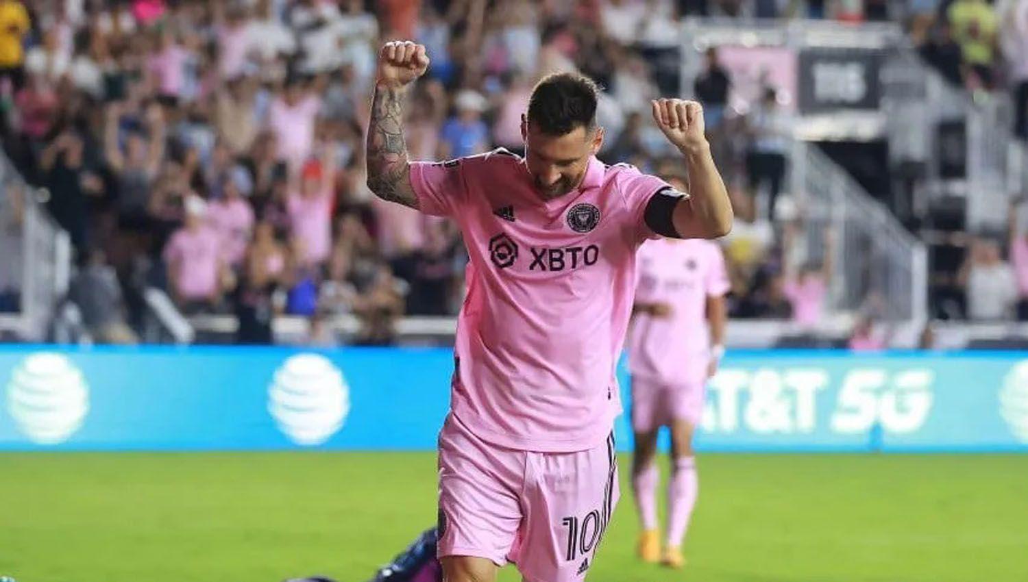 Con otro gol de Lionel Messi Inter Miami goleoacute a Charlotte y estaacute en semis