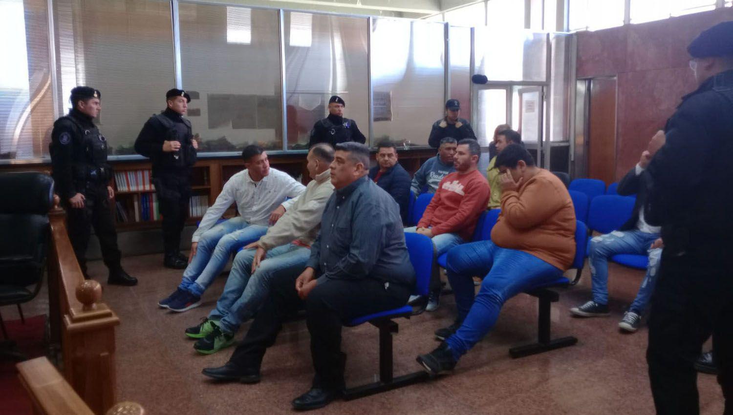 Condenas a 6 antildeos de caacutercel para cuatro santiaguentildeos de banda narco internacional