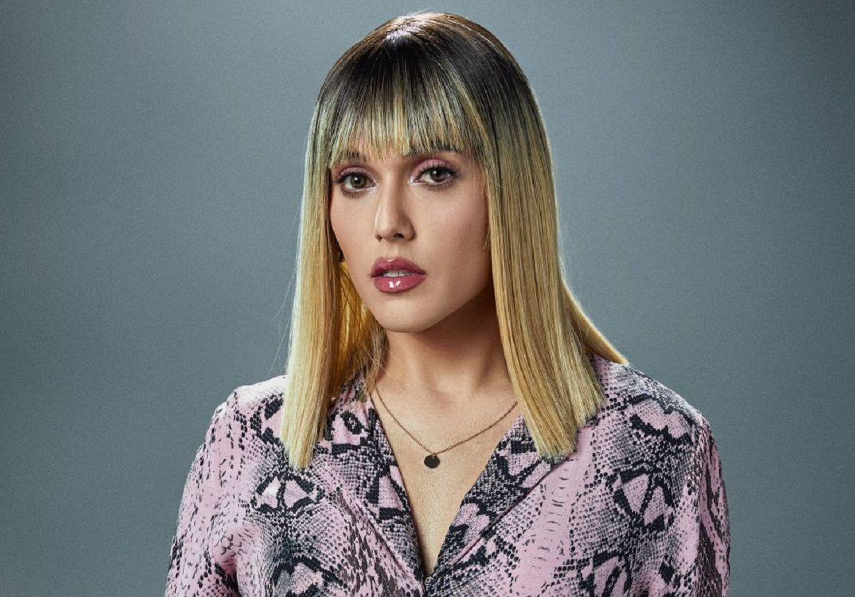 Coco Maacutexima actriz trans de Meacutexico brilla con un personaje desencadenante en la narconovela ldquoEl Sentildeor de los Cielosrdquo