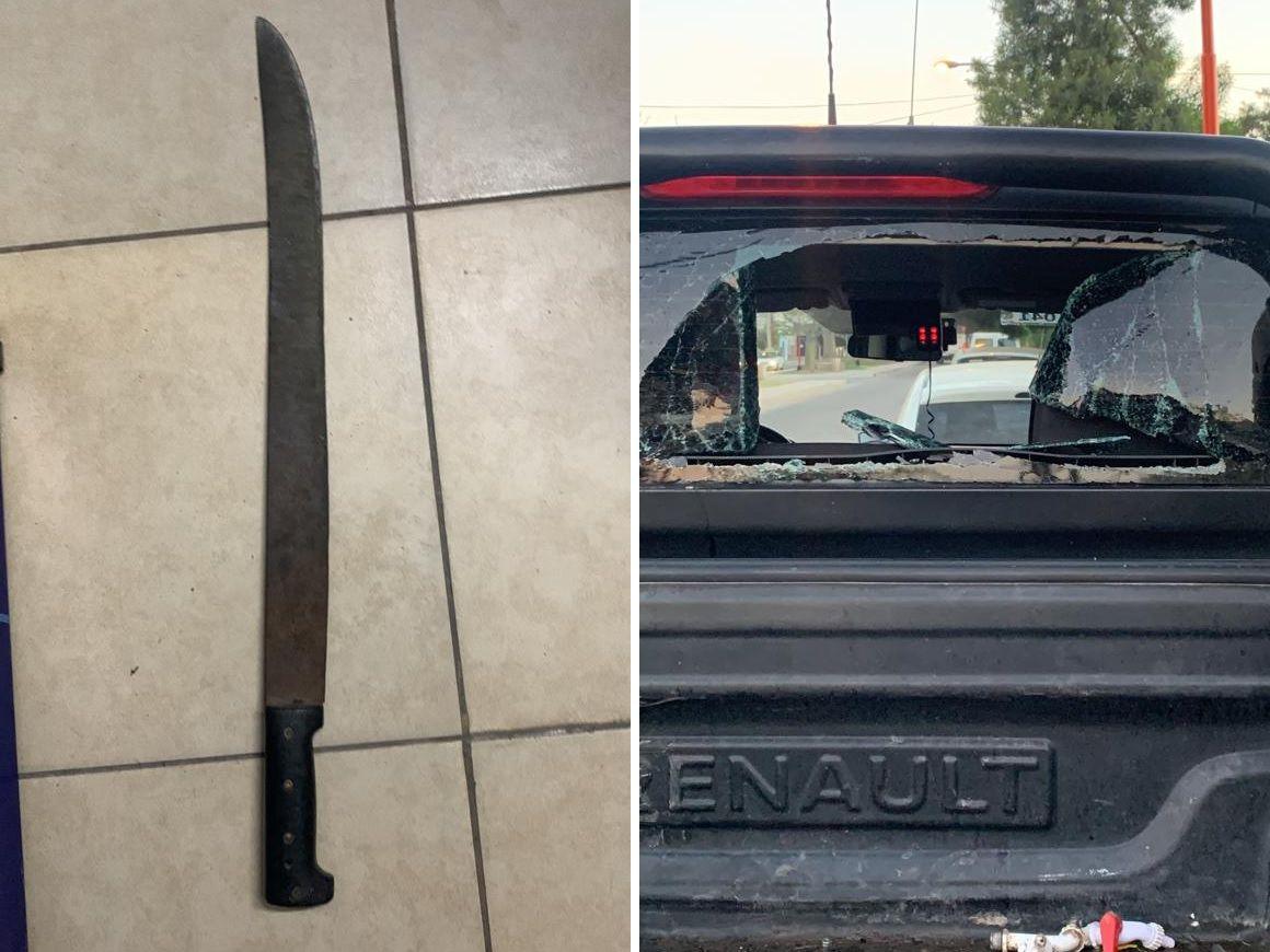 VIDEO Prendioacute fuego un colchoacuten amenazoacute a la policiacutea con un machete y destrozoacute una patrulla