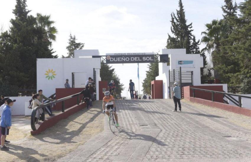 Consternacioacuten por la horrible muerte de un hombre al cortarse el cuello con un alambre de puacuteas