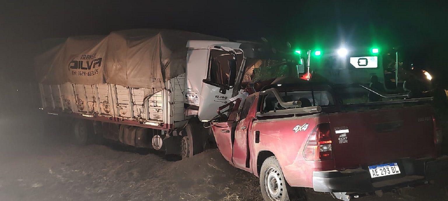 Noche traacutegica- un hombre murioacute en un terrible choque sobre la Ruta Nacional 16
