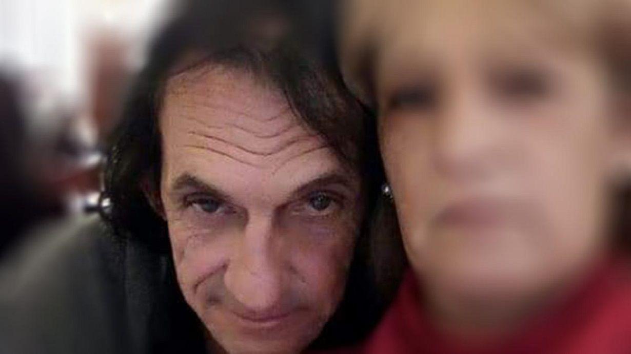 Fue a saludar a un amigo que cumpliacutea antildeos y lo mataron de un tiro en la cabeza para robarle el auto