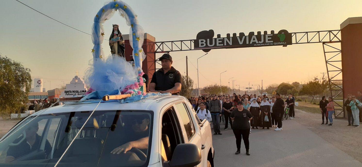 Quimiliacute acompantildea con amor y devocioacuten a su patrona Santa Rosa de Lima