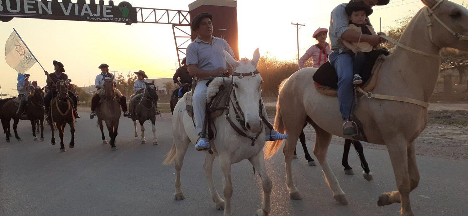 Quimiliacute acompantildea con amor y devocioacuten a su patrona Santa Rosa de Lima